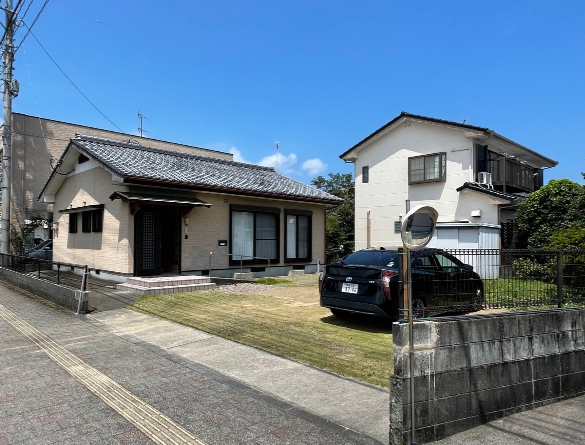 【中古住宅】財光寺往還町